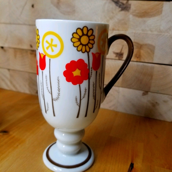 New Trends inc Japan Flower Cup - Picture 1 of 4